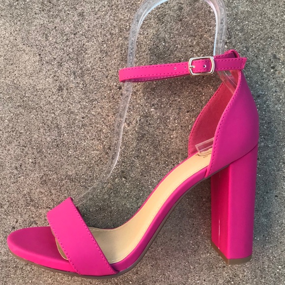 hot pink color shoes